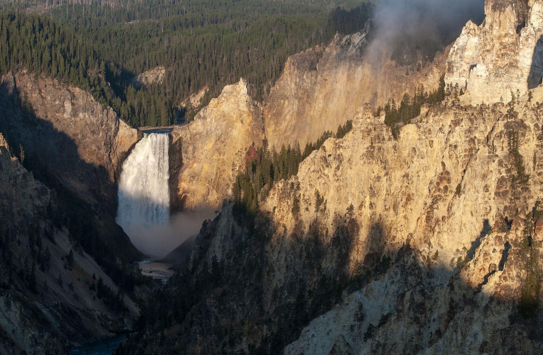 Lower Falls and Grand Canyon of the Yellowstone River, Yellowstone National Park, Wyo.